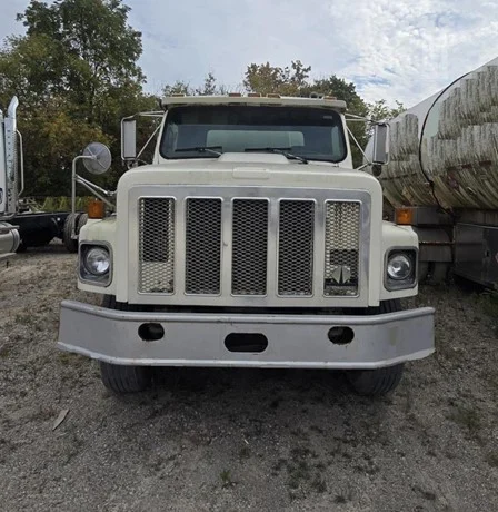 1992 INTERNATIONAL S2600